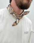 Bandana stampata con etichetta logo