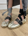 Ballerine in denim con rotture