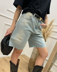 Bermuda gamba dritta in denim con rotture