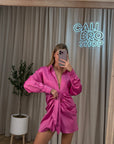 Vestito mini rosa arricciato con fusciacca