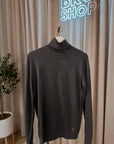 Maglia basica fumo dolcevita