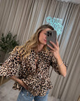 Blusa maku con laccetti e manica balloon