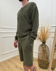 Maglia verde militare scollo a v con rotture