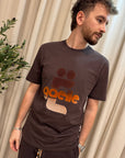 T shirt marrone con logo floccato sfumato