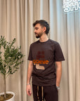 T shirt marrone con logo floccato sfumato