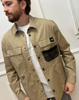 Giacca camicia sabbia con tasca in mesh