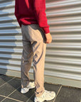 Pantaloni beige dritti con pinces