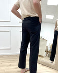 Pantalone chino dritto nero con pinces