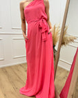 Vestito corallo monospalla smanicato con fusciacca