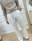 Pantaloni con elastico e lacci regolabili