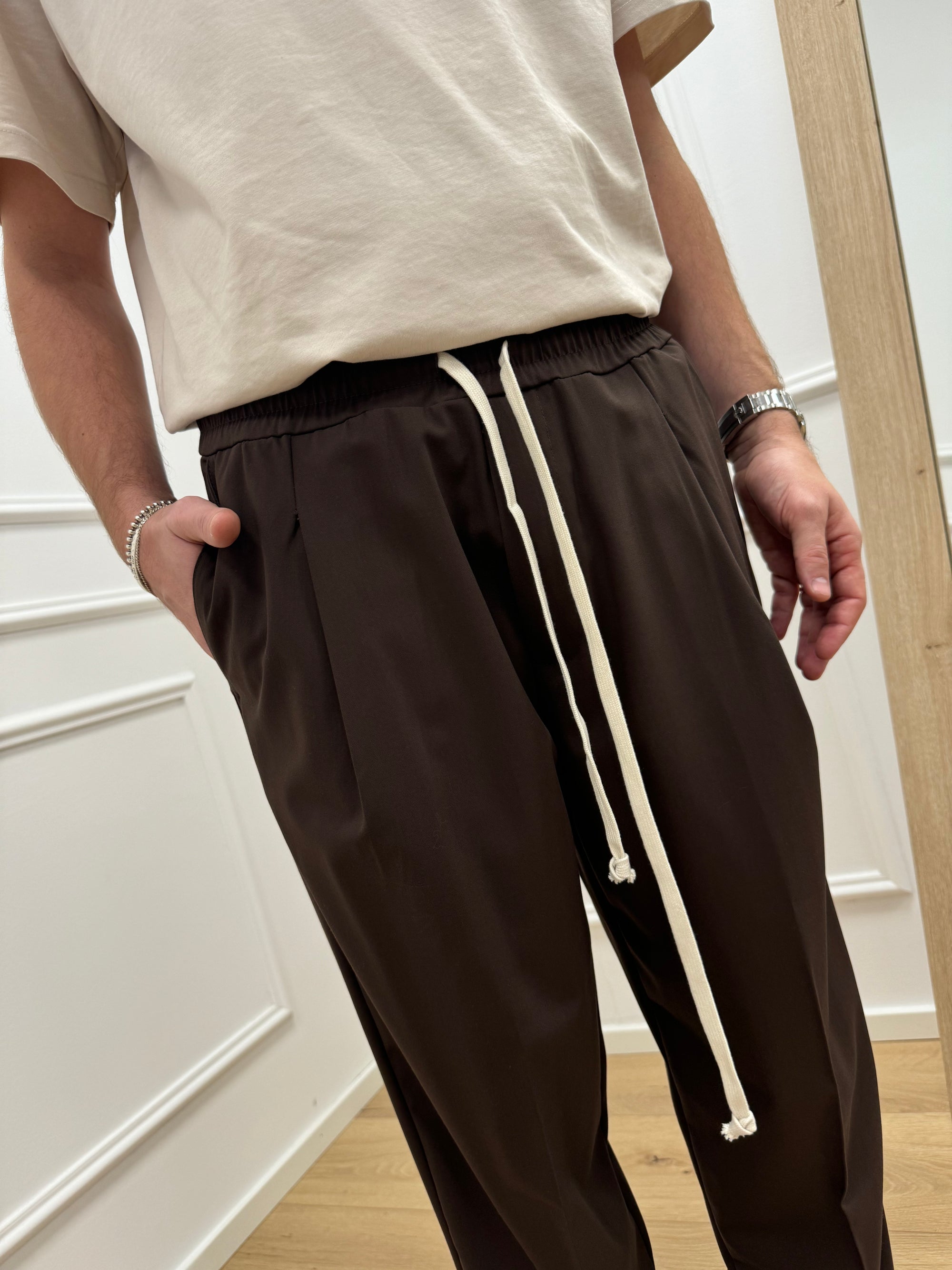 Pantaloni con coulisse