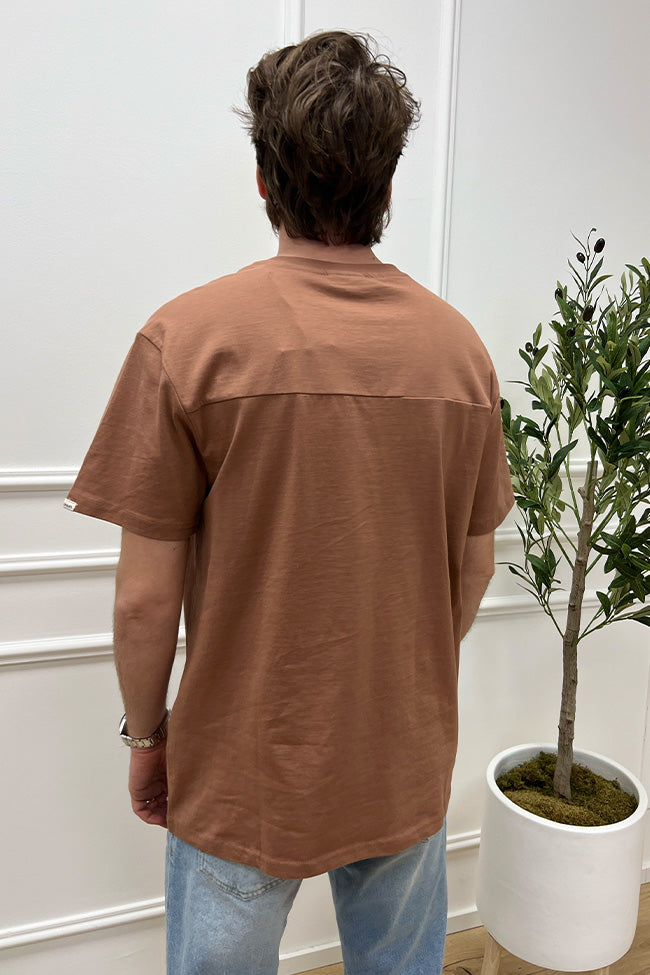 T shirt cognac basic con patch logo