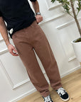 Pantaloni cognac fit morbido